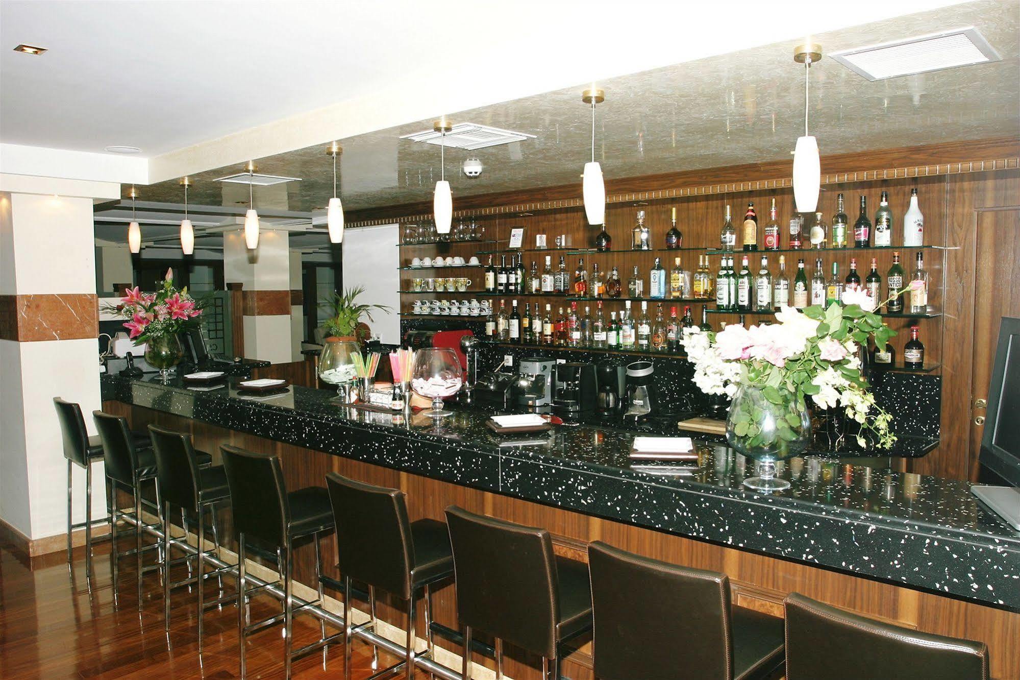 Crithoni'S Paradise Hotel Alinda  Dış mekan fotoğraf